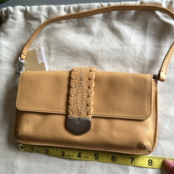 NWT Michael Kors Palm Beach Wristlet mini bag purse Natural color - Picture 7 of 10